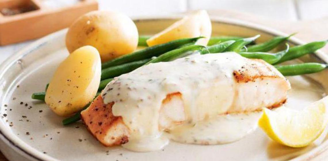 Fish in sour cream sauce - a special taste of a fish dish